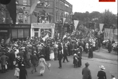 119-End-of-WW1-celebrations-at-junction-of-High-St-and-Kelsey-Park-Rd-1919