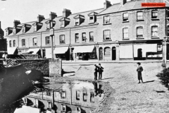 126-Thorntons-corner-outside-Brooke-Place