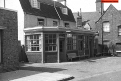127-Coach-and-Horses-c1958