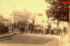 150-Beckenham-High-Street-looking-towards-Three-Tuns-George-Inn-on-left-1880