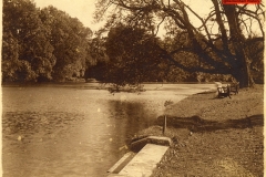 167-Kelsey-Park-lake-while-it-was-still-in-the-grounds-of-Kelsey-Manor-1910