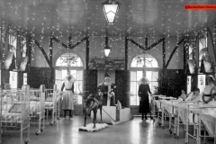 127-Christmas-at-Beckenham-Cottage-Hospital-just-after-the-end-of-WWII