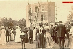 144-Croydon-Rd-Recreation-Ground-fireman-demo-at-the-1905-Flower-Show