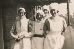 186-Beckenham-Cottage-Hospital-nurse-Wilson-nurse-Hughes-nurse-Thomas-sn-Humphries-1934