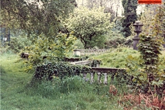 124-Remains-of-Monks-Orchard-Mansion-in-the-Bethlem-grounds-c1986