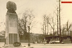 132-War-Memorial-1920