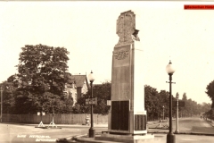 133-War-Memorial-looking-up-Rectory-Road-Post-Office-not-built-yet-1933