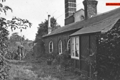 140-Demolition-of-the-building-at-the-side-of-the-Technical-Institute-c1950s