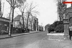 153-Church-Hill-Police-Station-steps-on-right-1927