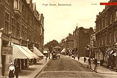 136-Top-of-High-St-Church-Rd-on-right-All-the-buildings-on-the-left-are-still-there-today-1915
