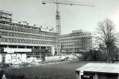 149-Looking-at-Albemarle-Road-across-Beckenham-Green-January-1967